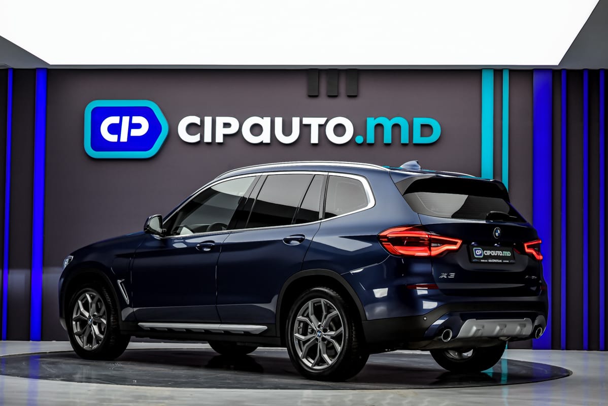 BMW X3 30e2021 2/14