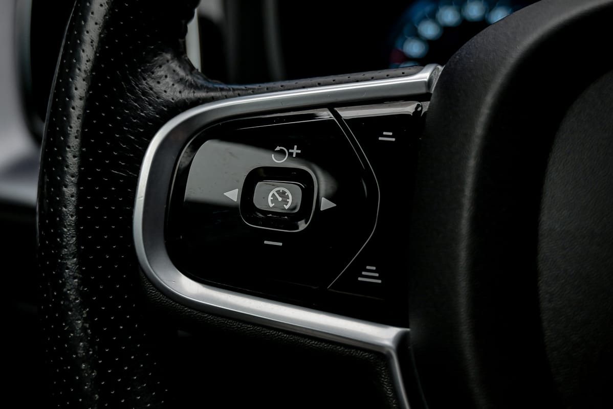 Volvo XC60 2019 12/18