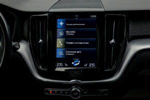 Volvo XC60 2019 10/18