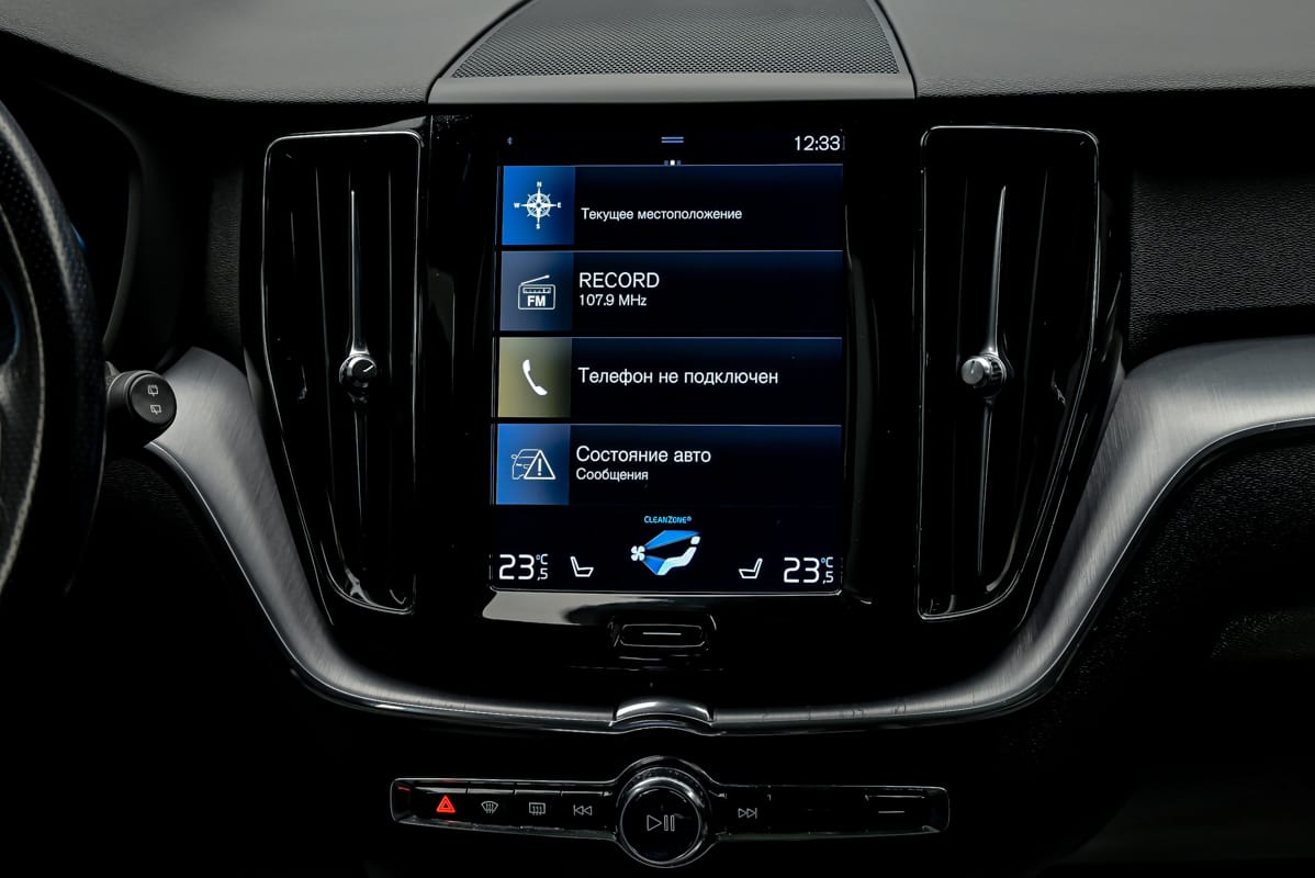 Volvo XC60 2019 10/18