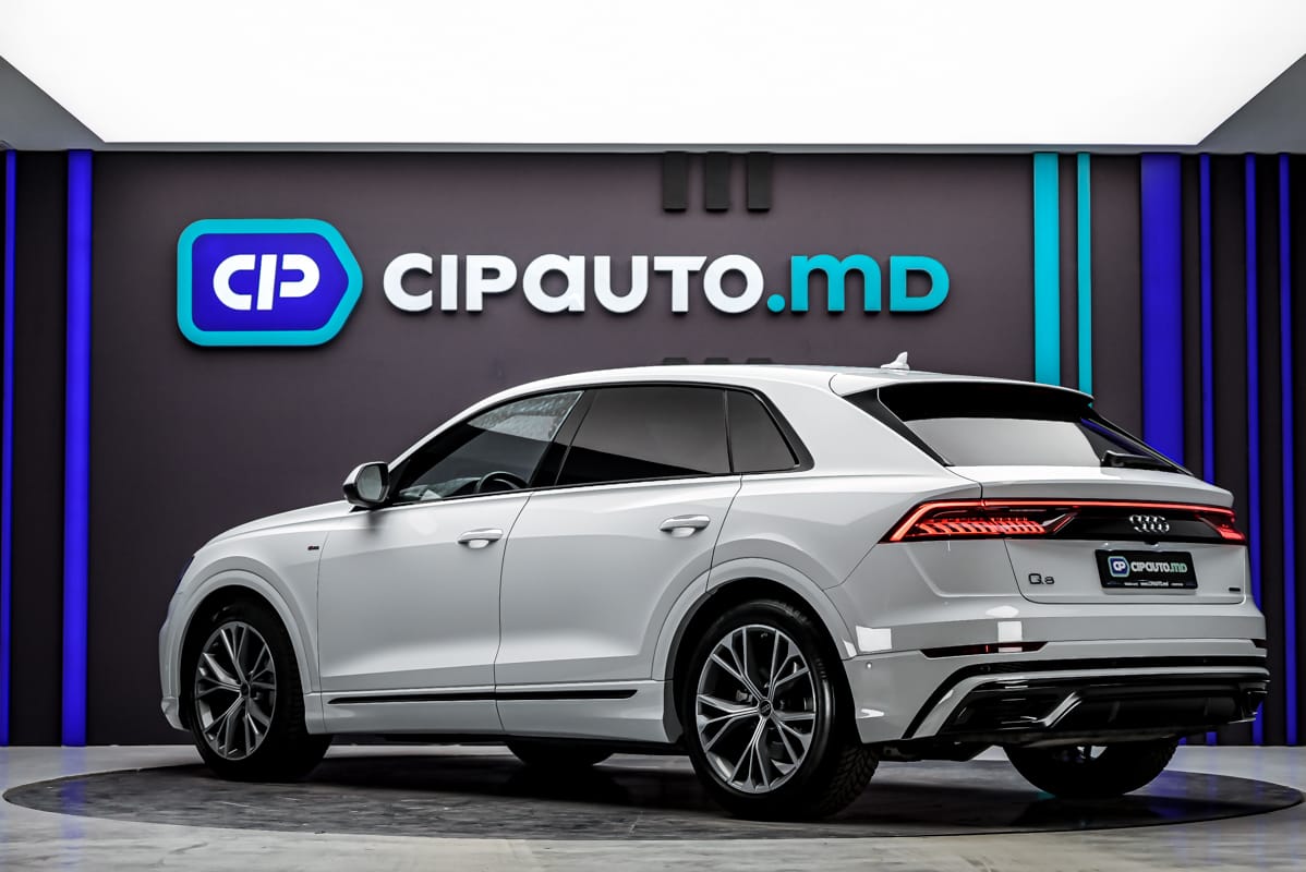 Audi Q8 2023 2/96