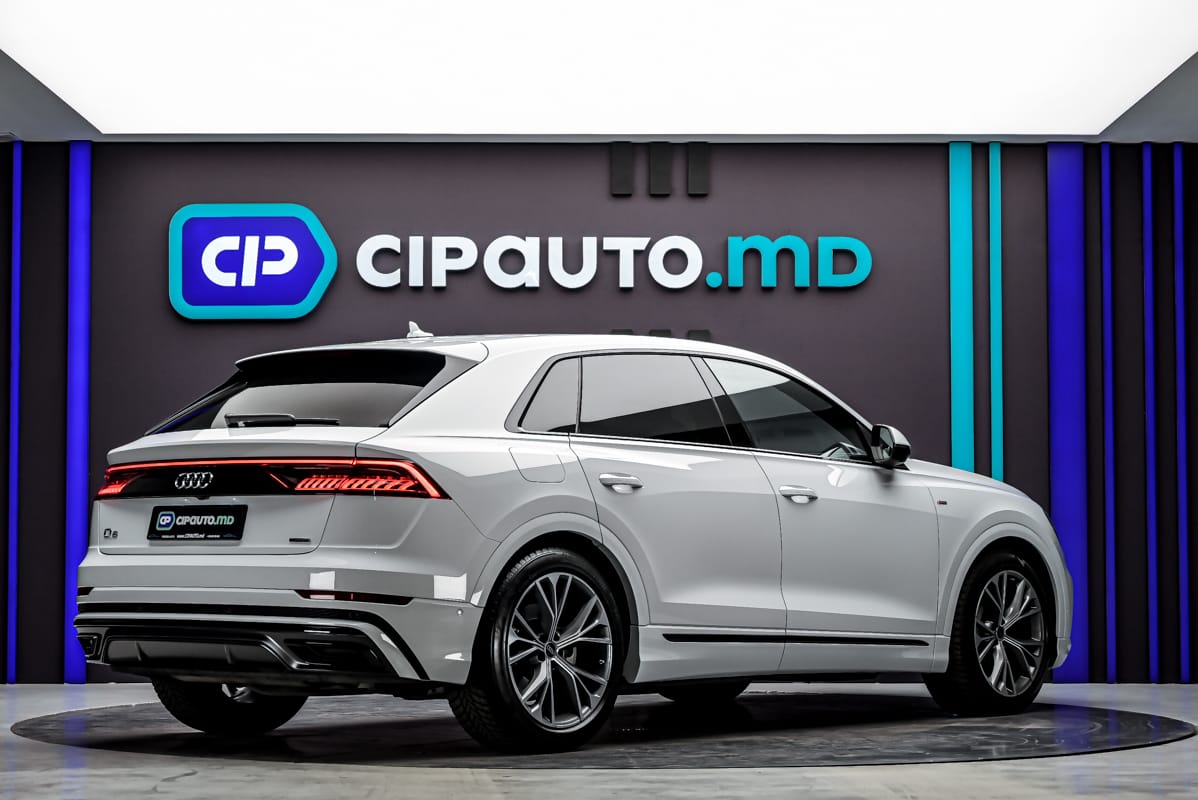 Audi Q8 2023 3/96