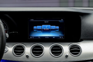 Mercedes-Benz E-Class 2016 10/15