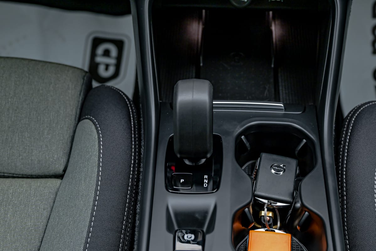 Volvo XC40 2022 12/16