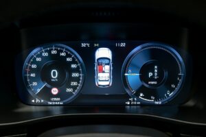 Volvo XC40 2022 8/16