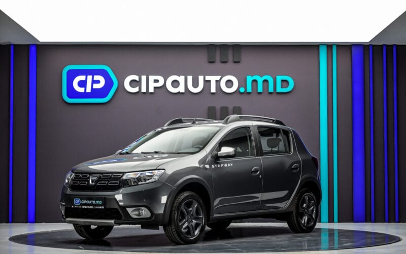 Dacia Sandero Stepway 2017 - 147 000 km - Benzina - Manuală