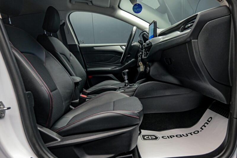 Ford Focus 2020 5/16