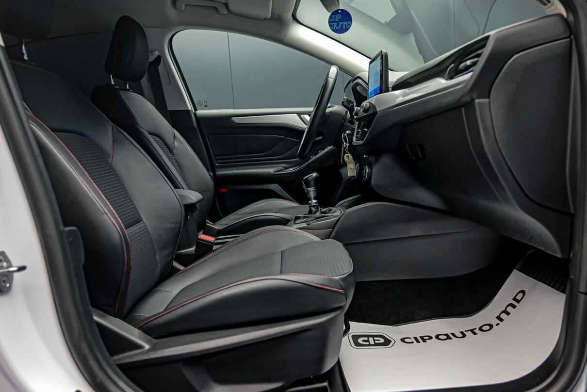 Ford Focus 2020 5/16