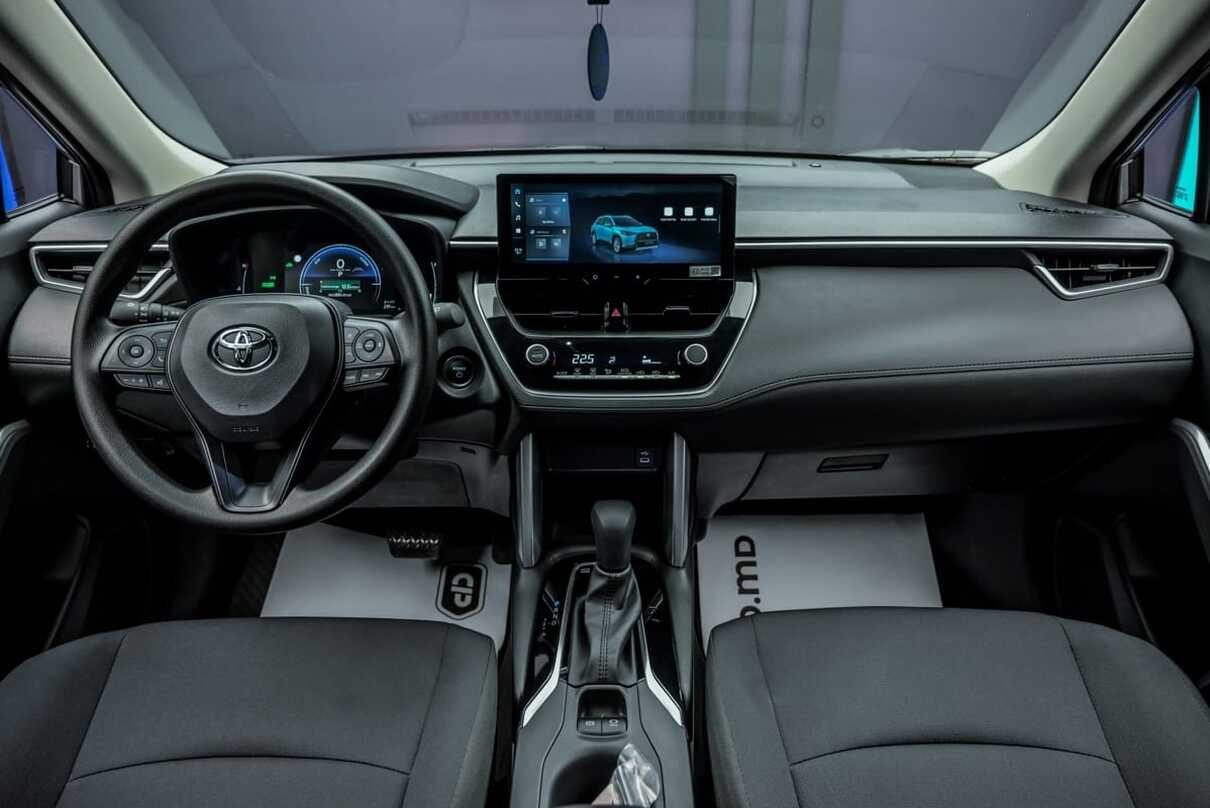 Toyota Corolla Cross 2025 5/17