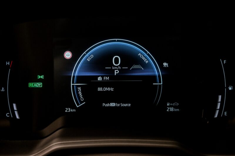 Toyota Corolla Cross 2025 8/17