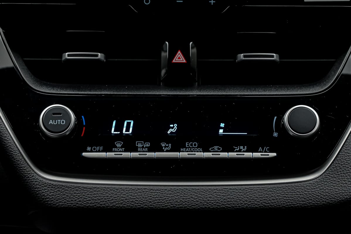 Toyota Corolla 2025 11/16