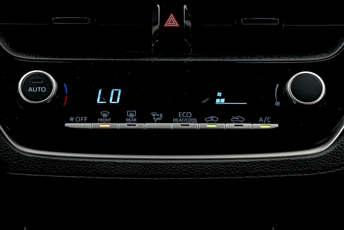 Toyota Corolla Cross 2025 11/16