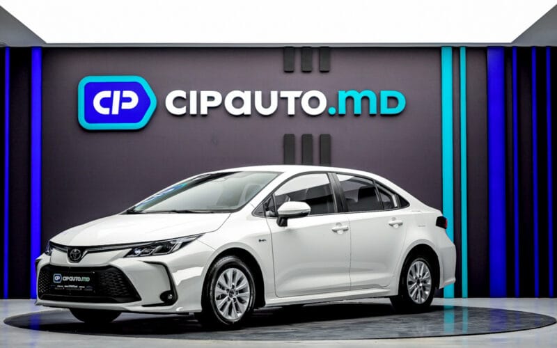 Toyota Corolla 2024 - 1 km - Hybrid - Automată