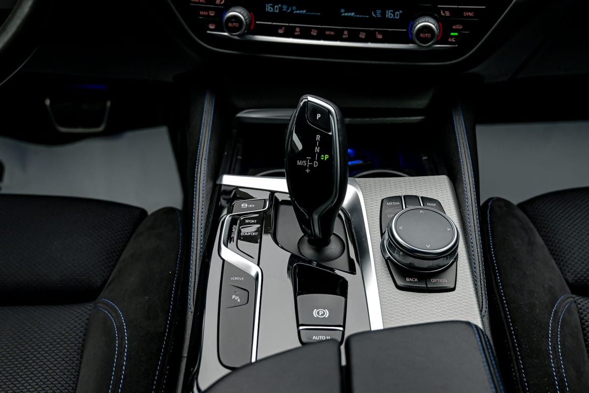 BMW 5 Series 530e2017 12/16