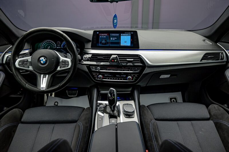 BMW 5 Series 530e2017 5/16