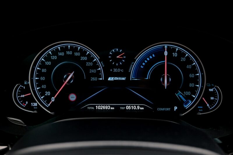 BMW 5 Series 530e2017 8/16