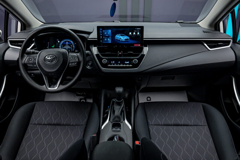 Toyota Corolla 2025 5/16