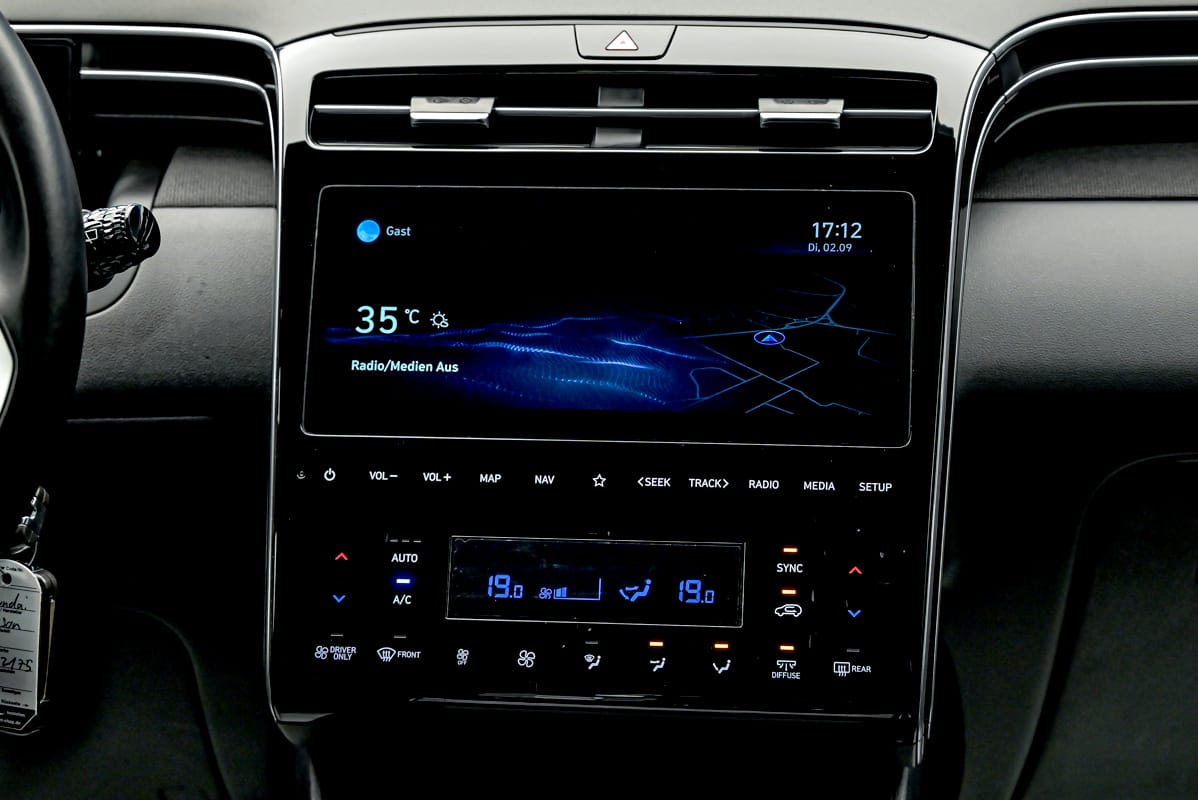 Hyundai Tucson 2022 10/15