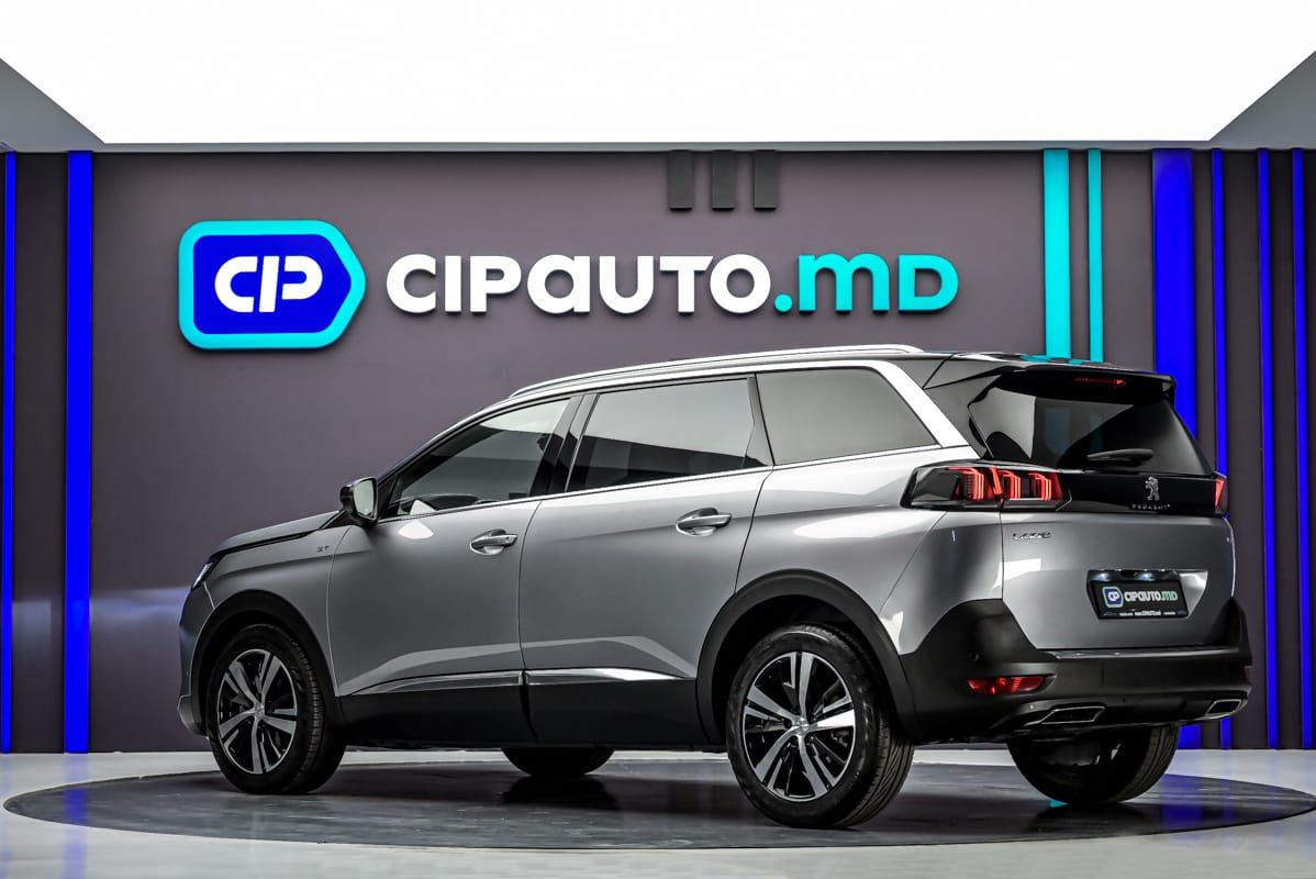 Peugeot 5008 2021 2/17