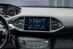 Peugeot 308 2019 10/14