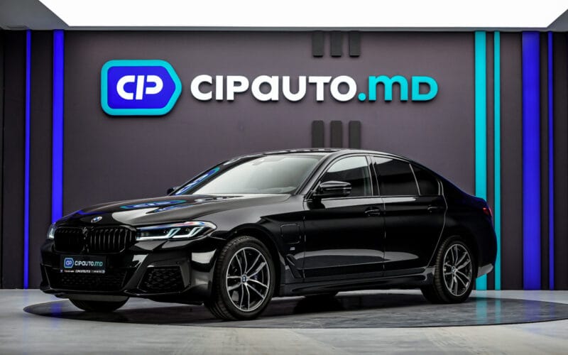 BMW 5 Series 2021 - 130 000 km - Plug-in Hybrid - Automată