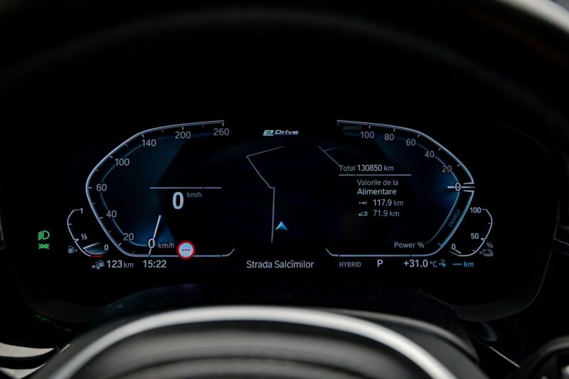 BMW 5 Series 530e2021 8/17