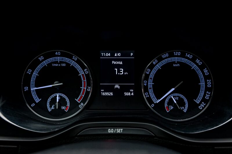 Skoda Karoq 2020 8/15