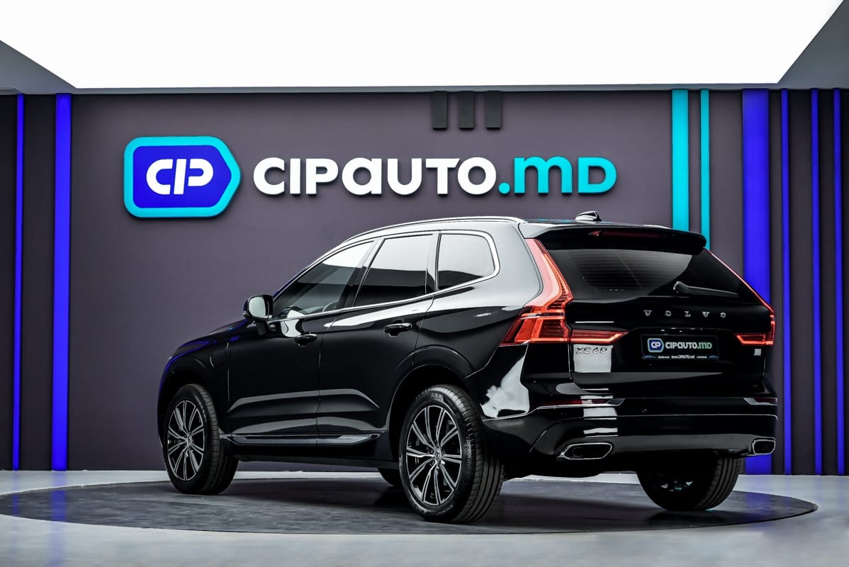 Volvo XC60 2021 2/16