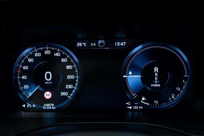 Volvo XC60 2021 8/16