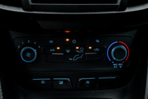 Ford Transit Connect 2018 10/11