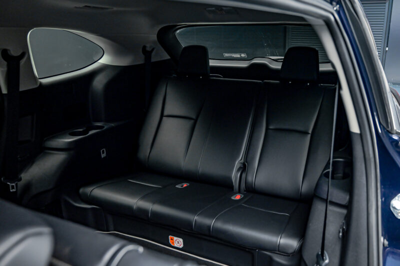 Toyota Highlander 2021 8/16