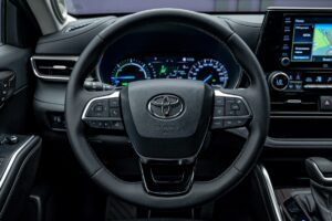 Toyota Highlander 2021 10/16