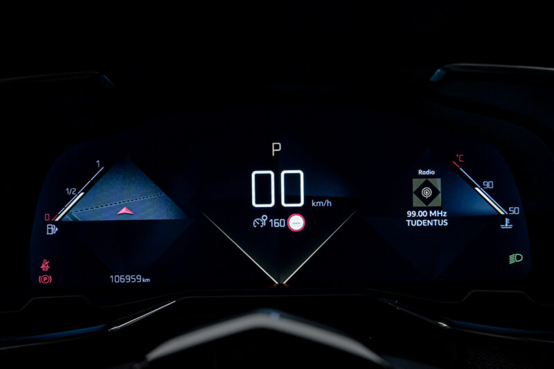 DS_Automobiles DS 7 Crossback 2019 8/16