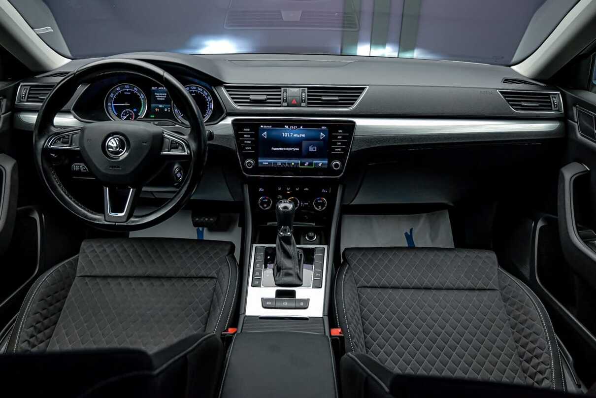 Skoda Superb 2020 5/12