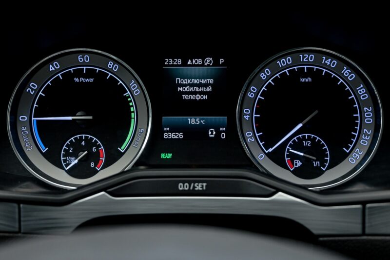 Skoda Superb 2020 8/12