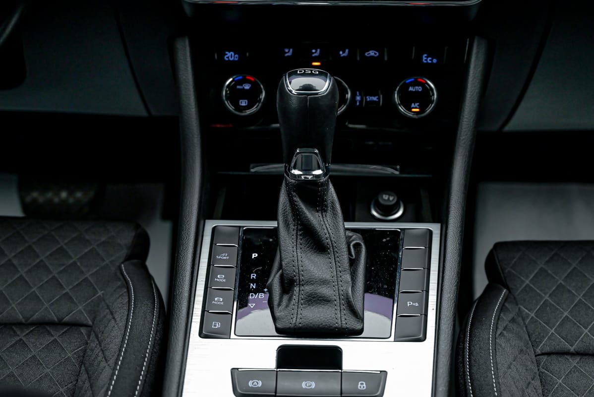 Skoda Superb 2020 10/12