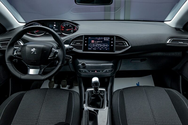 Peugeot 308 2019 5/12