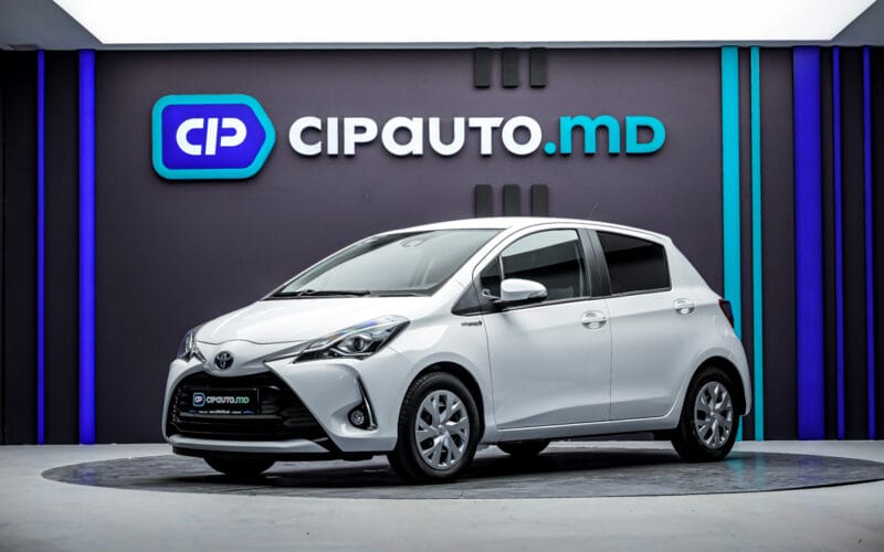 Toyota Yaris 2018 - 127 000 km - Hybrid - Automată