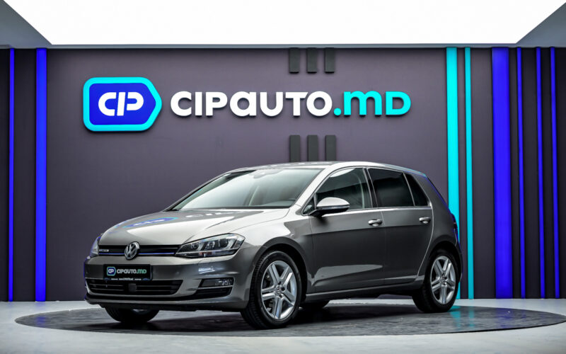 Volkswagen Golf 2016 - 207 000 km - Benzin-Metan - Automată