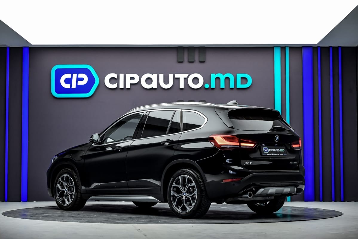 BMW X1 2021 2/16