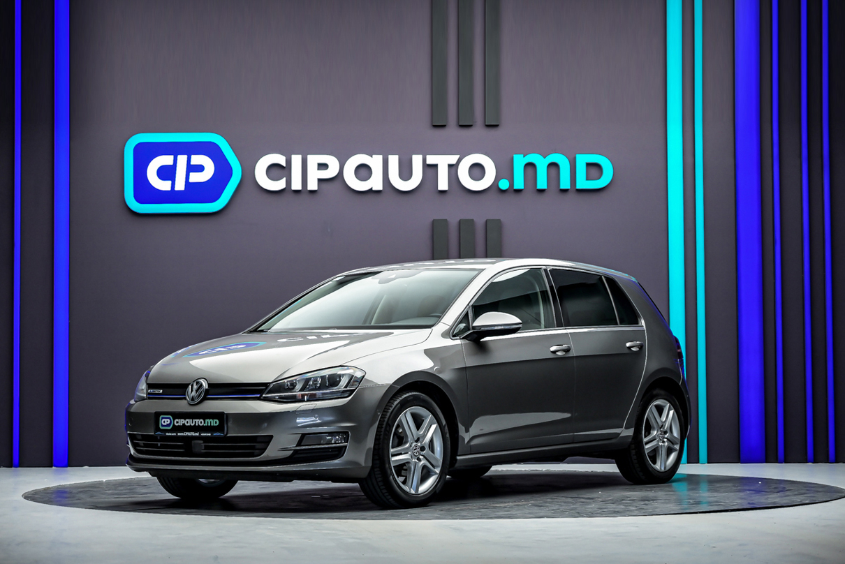 Volkswagen Golf 2016 - 207 000 km - Benzin-Metan - Automată