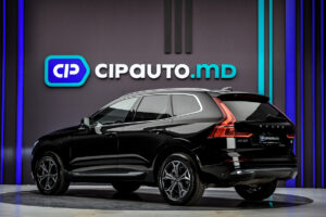 Volvo XC60 2021 2/16