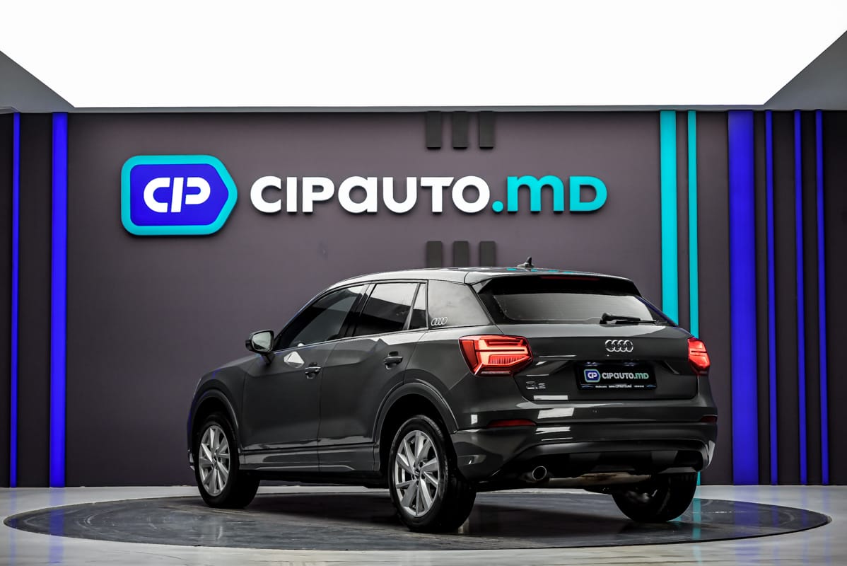 Audi Q2 2018 2/17