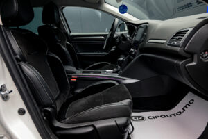 Renault Megane 2019 6/15