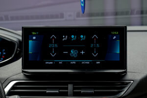 Peugeot 3008 2021 10/15