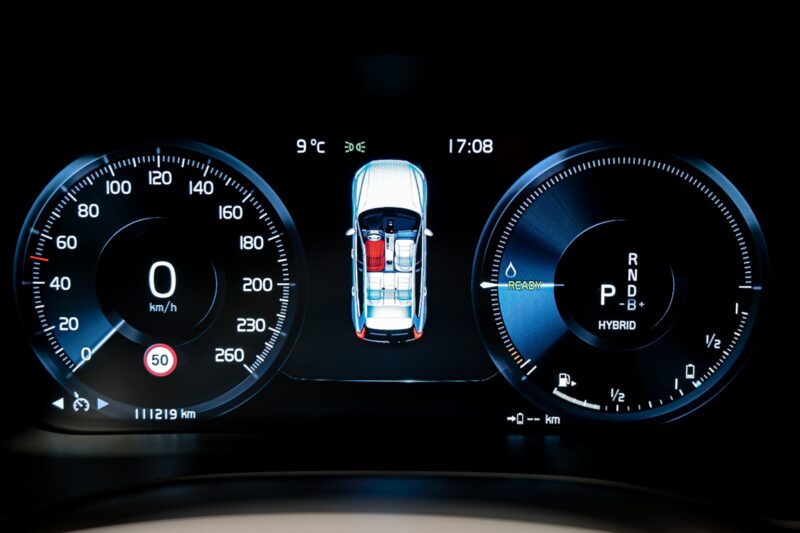 Volvo XC60 2019 8/14