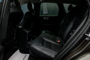 Volvo XC60 2020 7/17
