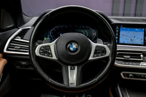 BMW X7 2022 10/17