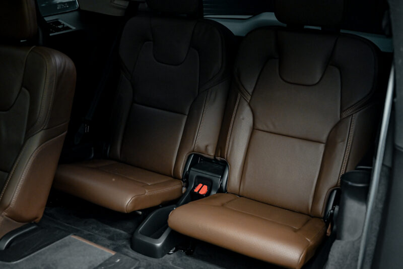 Volvo XC90 2019 8/17