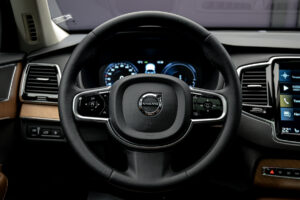 Volvo XC90 2019 10/17